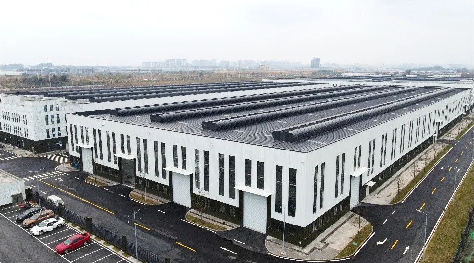 引進2條噴粉線！這個動力電池項目建設基本完成，開始小規(guī)模試產！