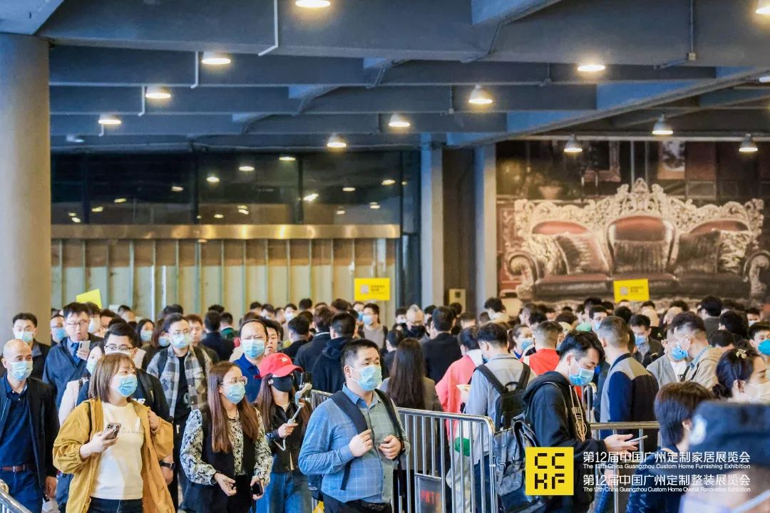 展會首日！多家企業(yè)攜MDF靜電噴粉家具精彩亮相