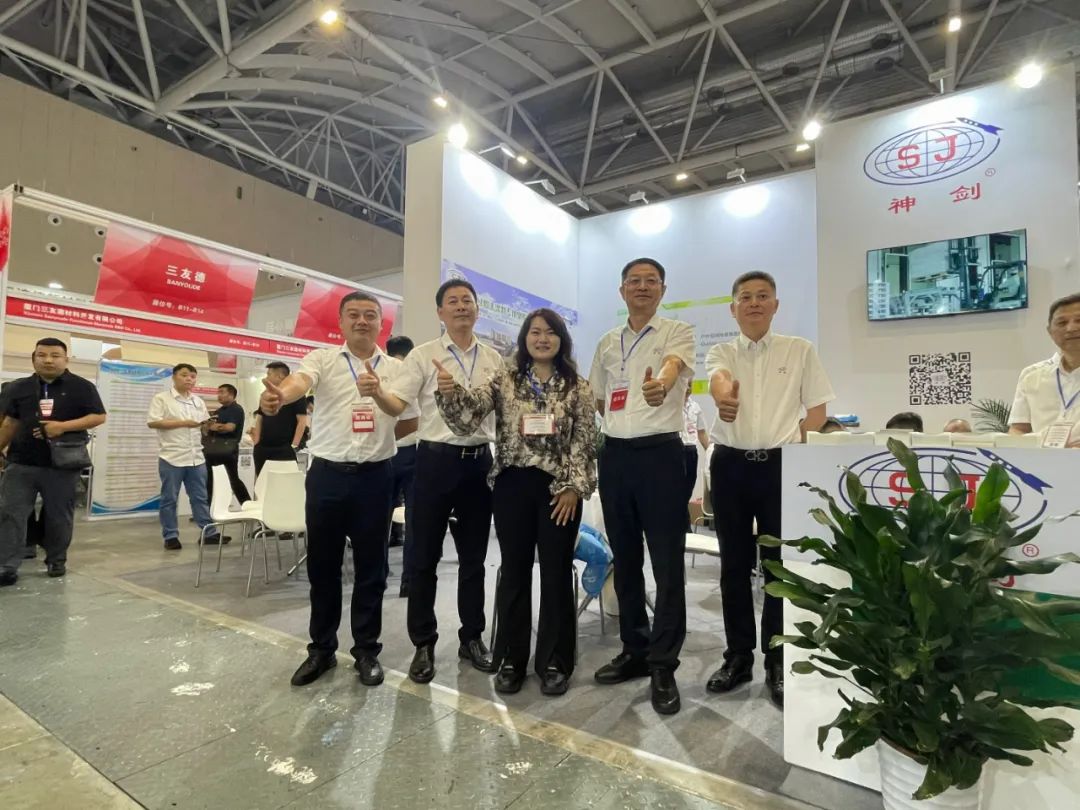 精彩一文覽！趣涂網(wǎng)直擊“粉末涂料與涂裝行業(yè)年會(huì)暨展覽會(huì)”現(xiàn)場