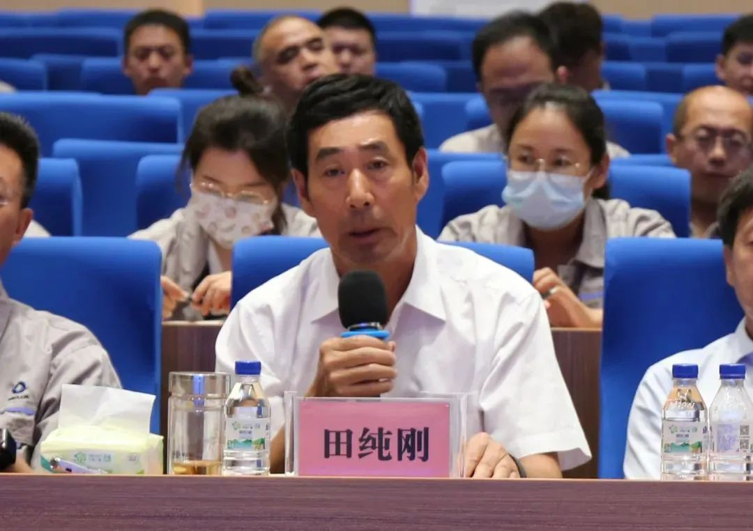 這家企業(yè)順利召開2023年中期會(huì)！近日開展了噴粉技能競(jìng)賽