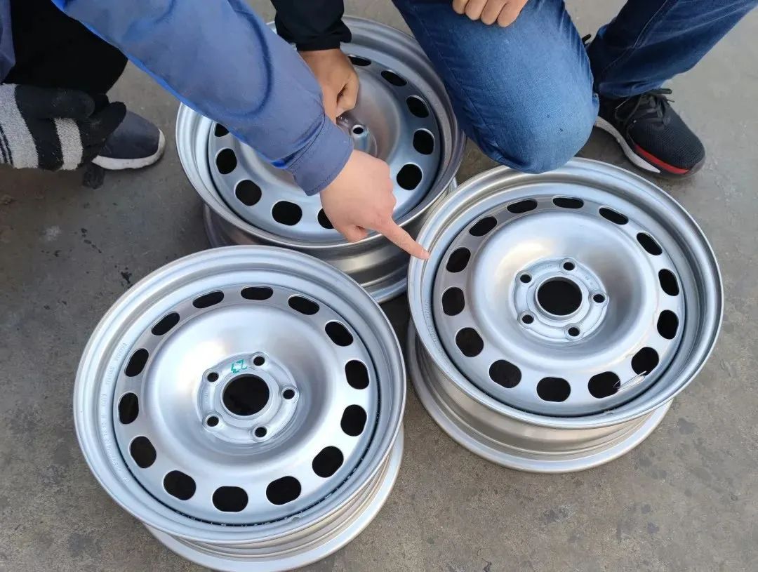 “聚酯十強(qiáng)企業(yè)”推出水性丙烯酸樹(shù)脂！助力鋁粉烤漆的“油轉(zhuǎn)水”變革