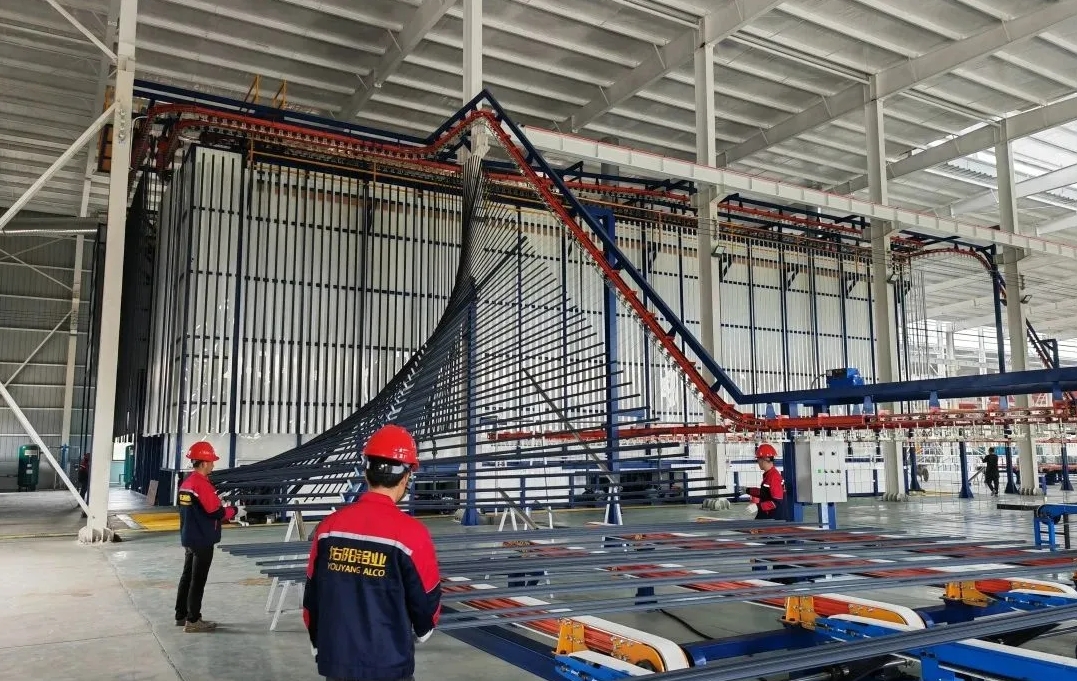 這家企業(yè)立式噴涂線試產(chǎn)成功，智能化升級(jí)引領(lǐng)行業(yè)新篇章！